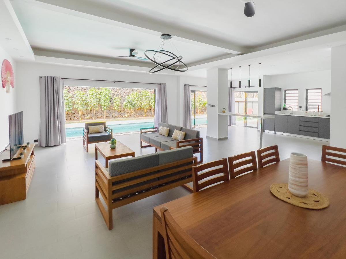 Spacious 4 Bedrooms Villa With Infinity Pool Grand-Baie Kültér fotó